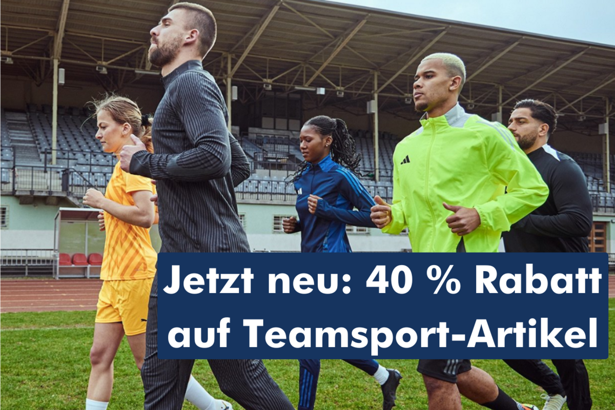 Jogger darauf der Text "Jetzt neu: 40 % Rabatt auf Teamsport-Artikel